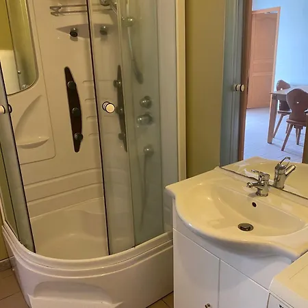 Appartement Val-locations Sancy2 *